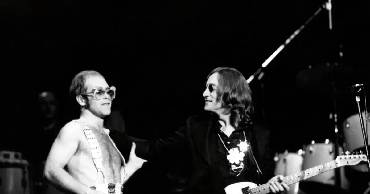 Elton John surpreendeu John Lennon antes de show histórico em Nova York